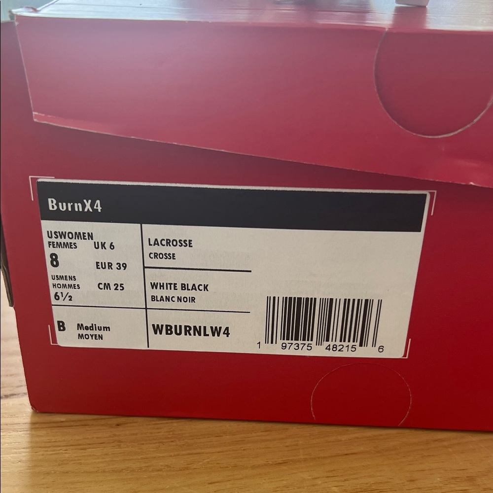New Balance Lacrosse cleats- new in the box - Picture 8 of 8